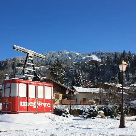 T2 Rez-de-jardin, Terrasse, Proche Pistes Et Centre, Animaux Bienvenus, Garage Inclus - Fr-1-453-61 Apartment